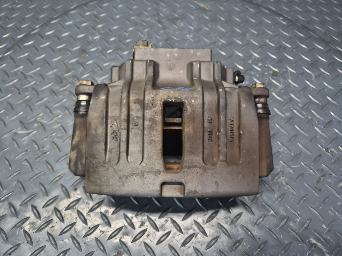 05-13 Chevrolet Corvette C6 Base Set of 2 Front Left & Right Brake Caliper OEM