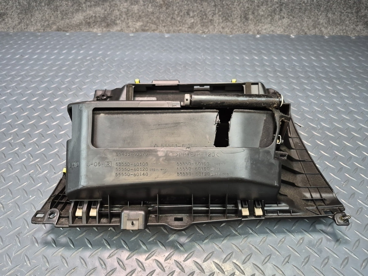 2003-2009 Lexus UZJ120L GX470 Glove Box Storage Compartment Assembly Damaged