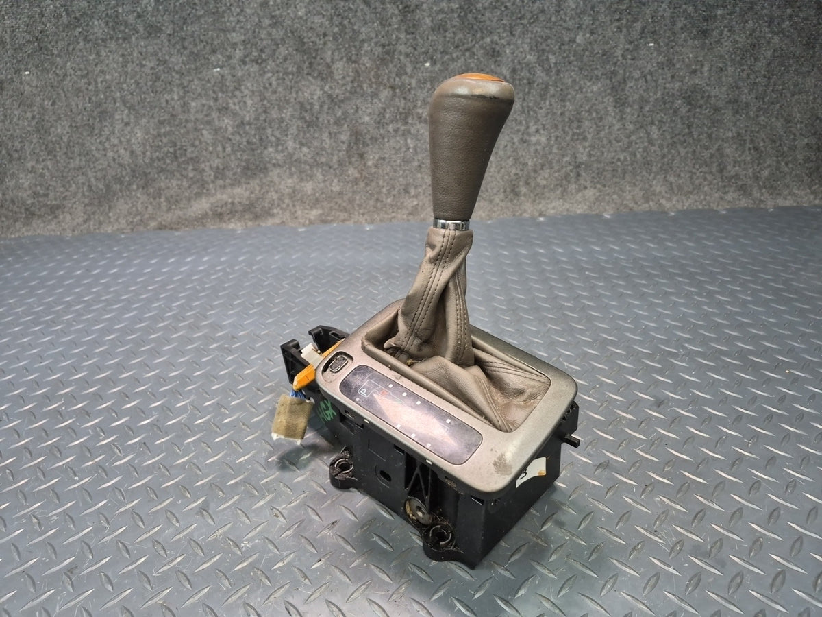2003-2009 Lexus UZJ120L GX470 A/T Automatic Transmission Floor Shifter Knob