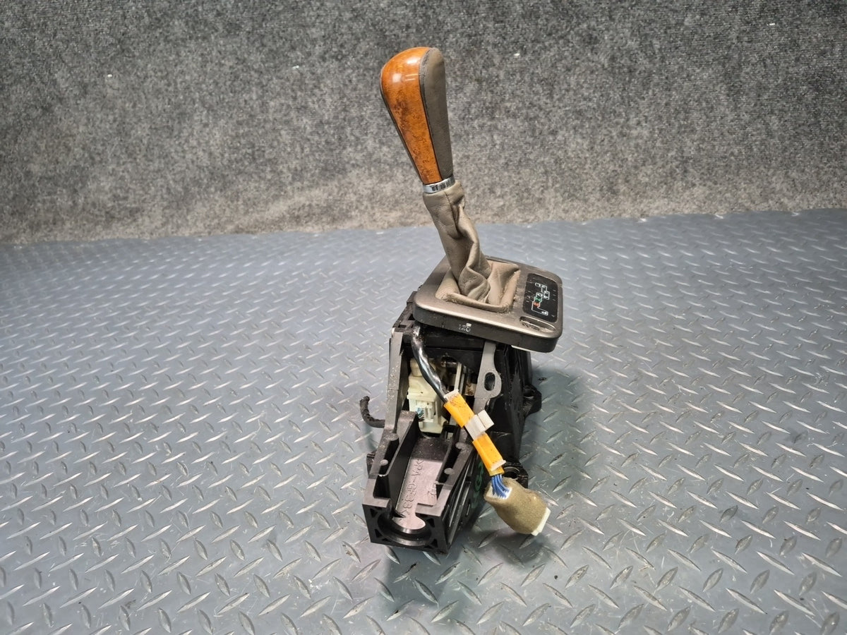 2003-2009 Lexus UZJ120L GX470 A/T Automatic Transmission Floor Shifter Knob