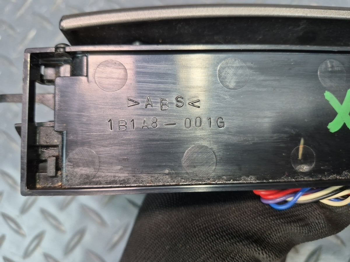 2003-2009 Lexus UZJ120L GX470 Rear Phones Audio Control Panel 1B1A8-001G