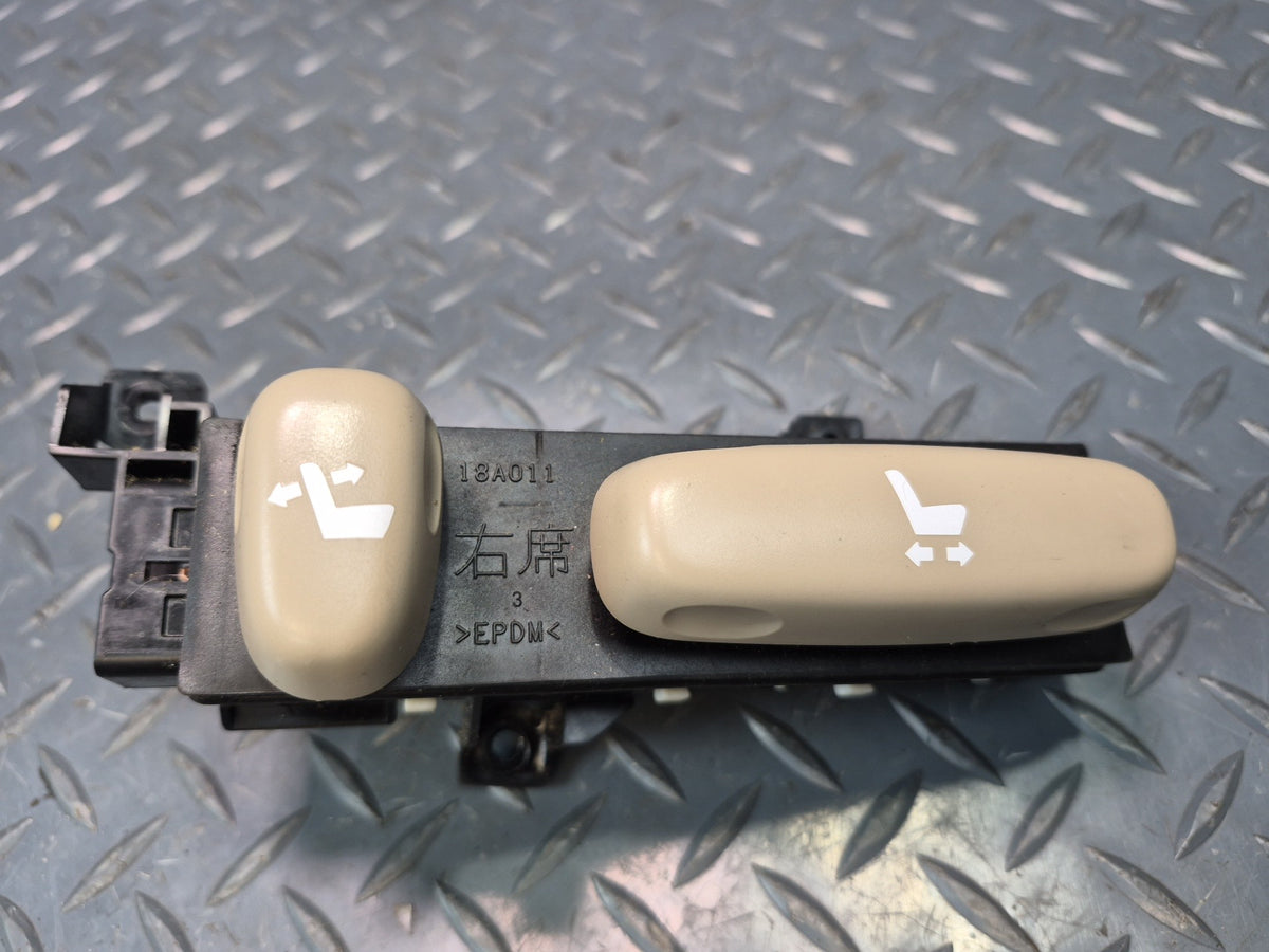 2003-2005 Lexus UZJ120L GX470 Front Right Seat Adjustment Control Switch