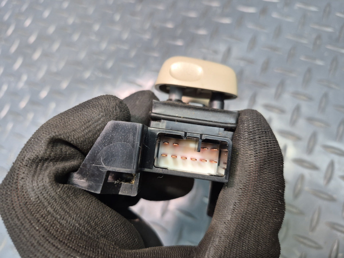 2003-2005 Lexus UZJ120L GX470 Front Right Seat Adjustment Control Switch