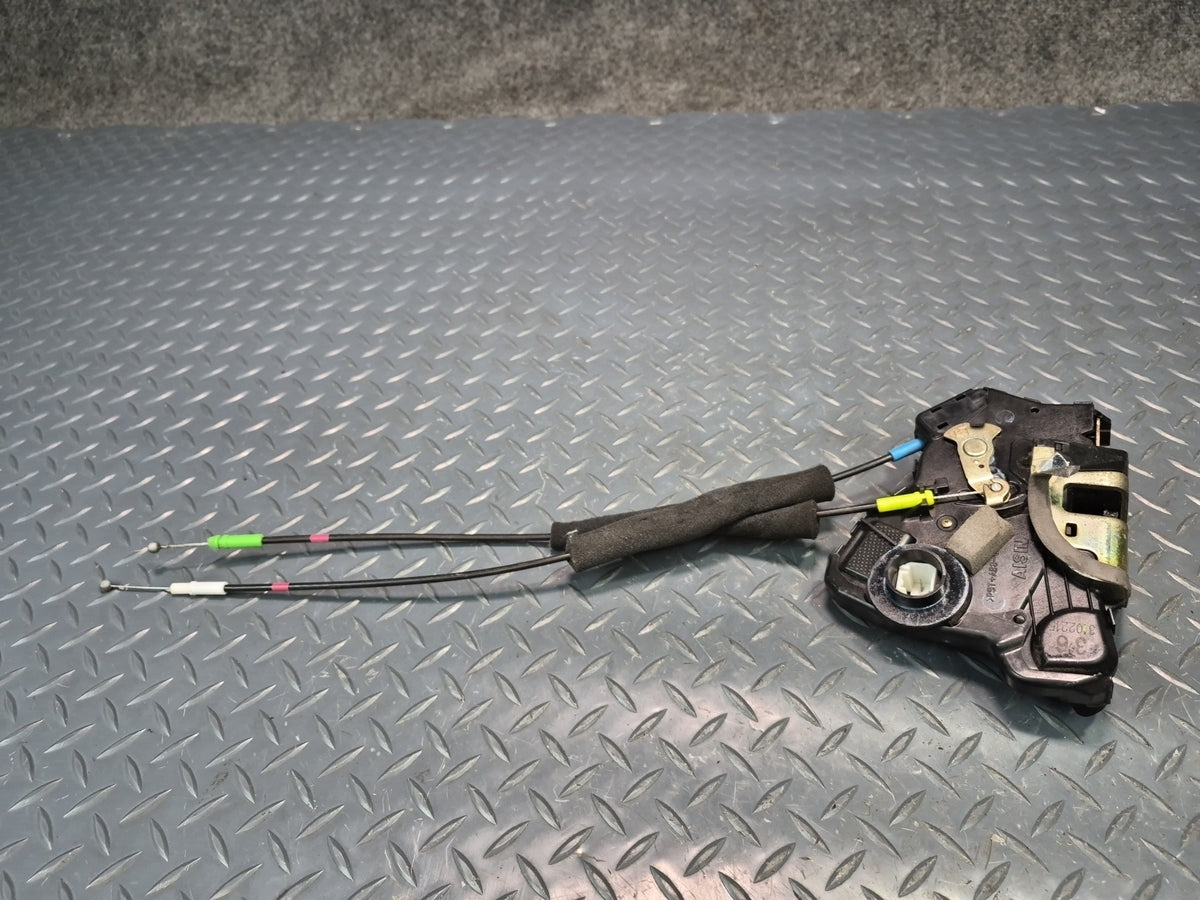 2003-2009 Lexus UZJ120L GX470 Front Left Door Lock Latch Actuator