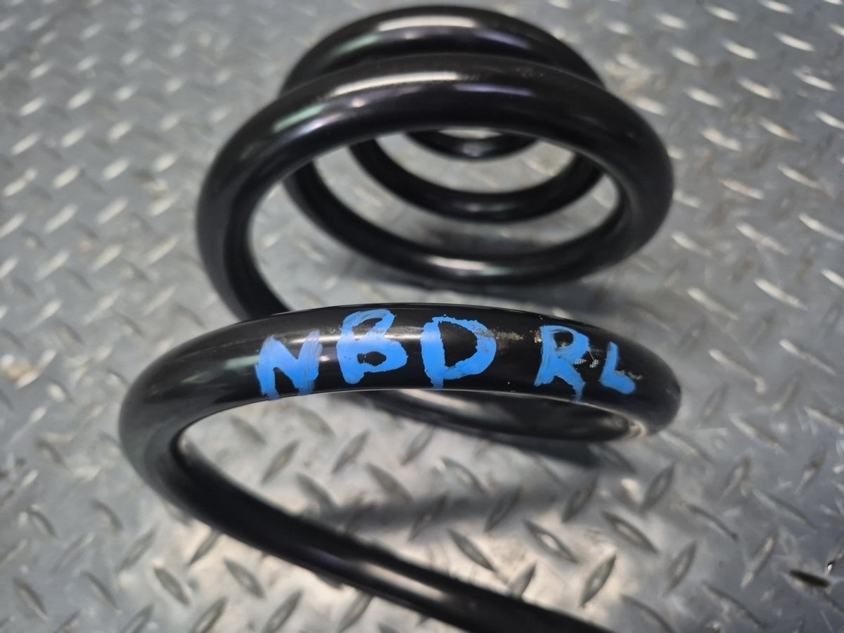 01-06 BMW E46 330Ci Convertible Set of 2 Rear Left & Right Coil Spring OEM