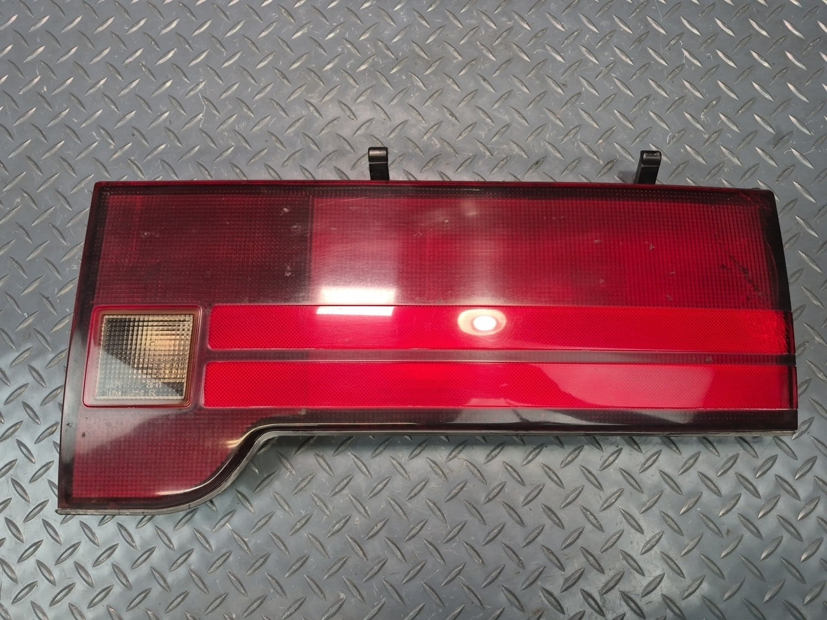 93-96 Toyota Hiace KZH106W Rear Left & Right Inner Tail Light Lamp Set Damaged