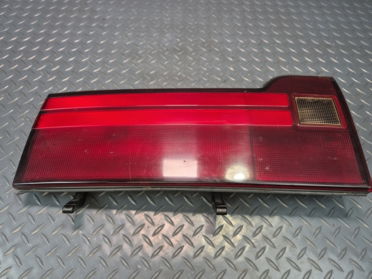 93-96 Toyota Hiace KZH106W Rear Left & Right Inner Tail Light Lamp Set Damaged