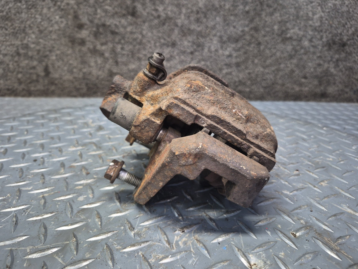 01-06 BMW E46 330i 330Ci RWD Set of 2 Rear Left & Right Brake Caliper OEM