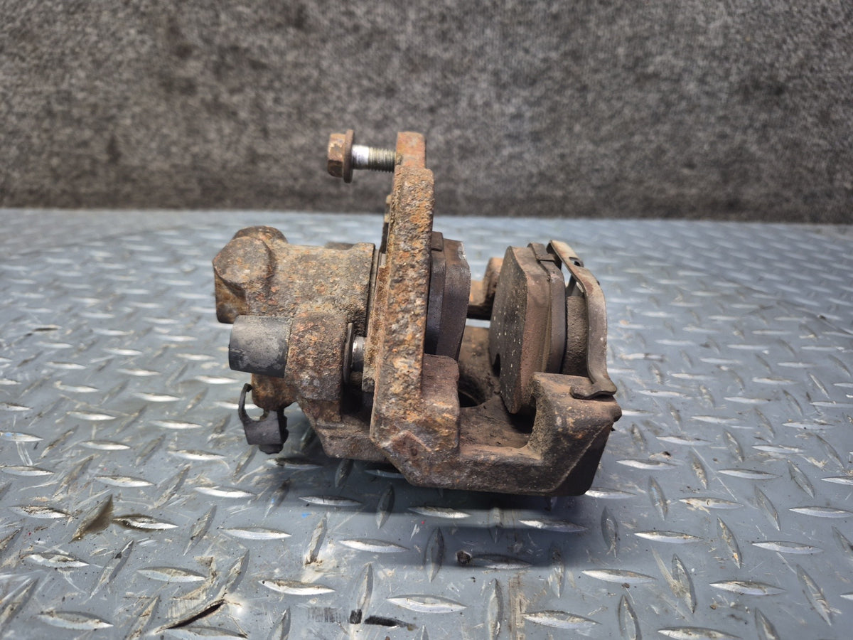 01-06 BMW E46 330i 330Ci RWD Set of 2 Rear Left & Right Brake Caliper OEM