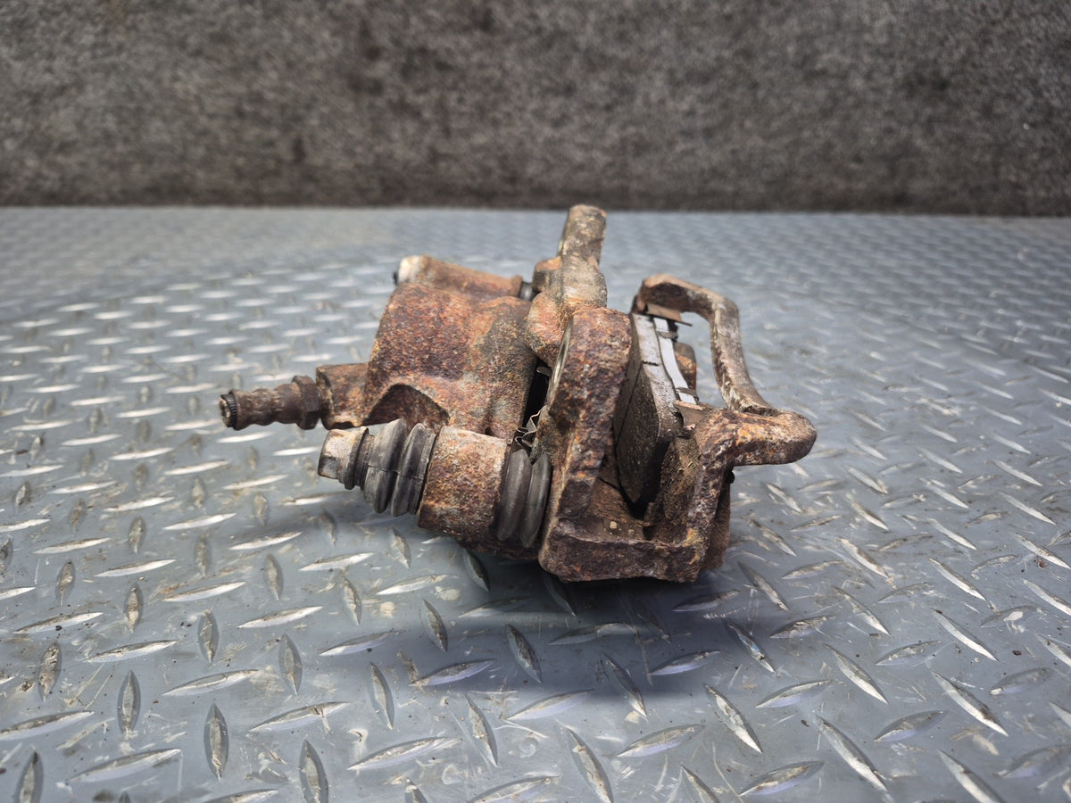 86-90 Toyota Supra MA71 MK3 Set of 2 Rear Left & Right Brake Caliper 105K OEM