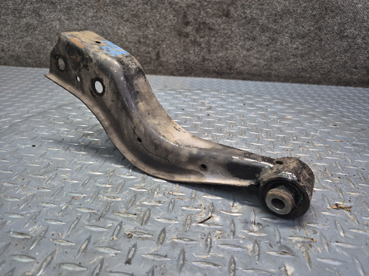 1994-1997 BMW E31 840Ci Rear Right Upper & Lower Control Arm Set of 5 Damaged
