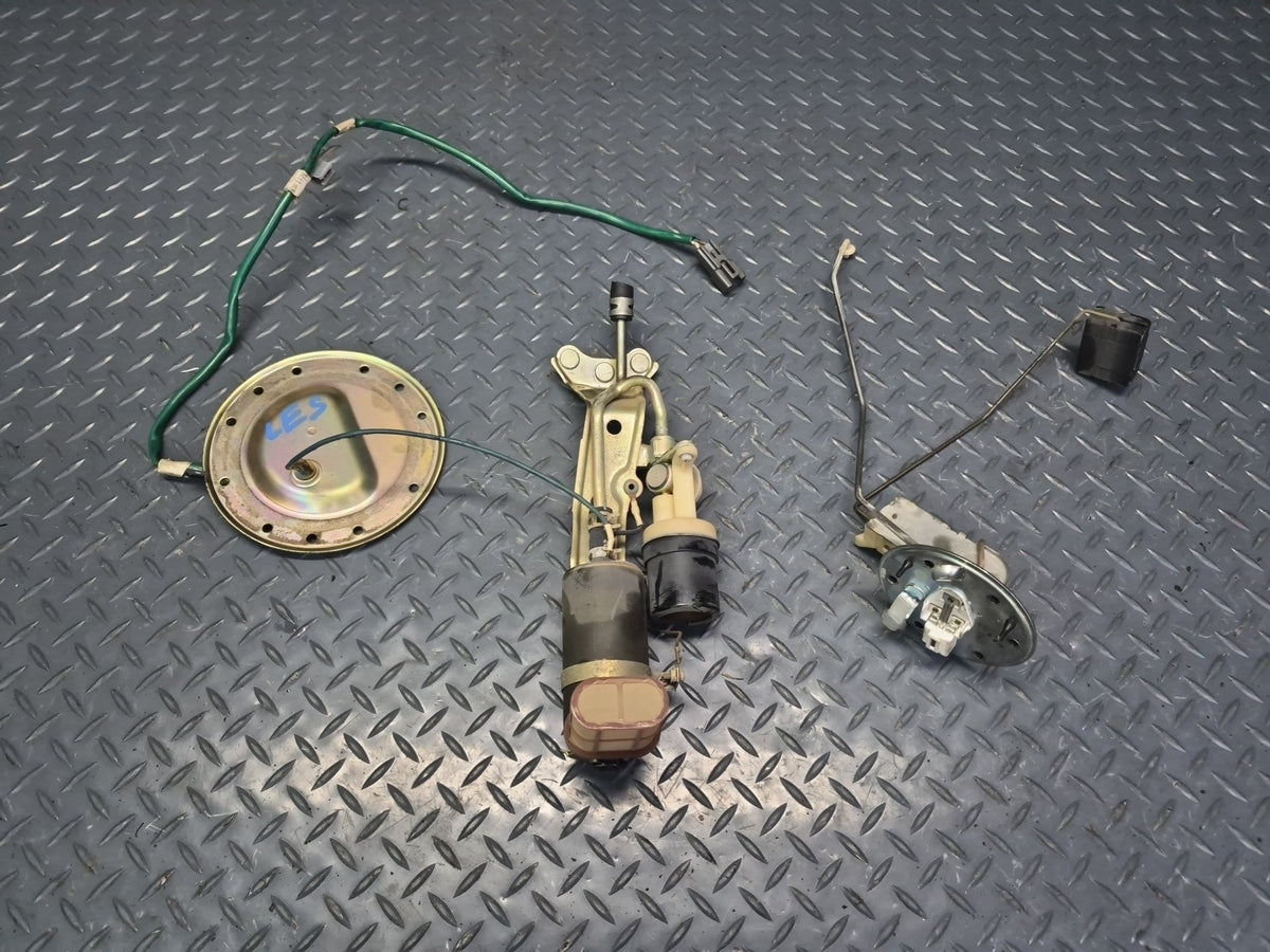 98-99 Lexus UCF20L LS400 1UZFE Set of 2 Fuel Pump Level Sensor Sending Unit OEM