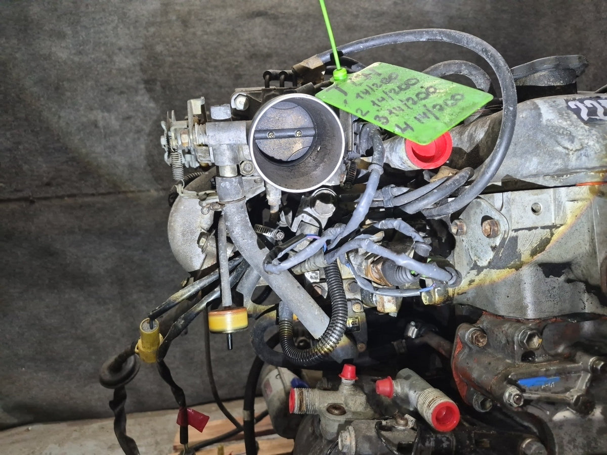 1983 Toyota Celica RA65 2.4L 22R-EC VIN R 4TH Digit Complete Engine Motor 177k