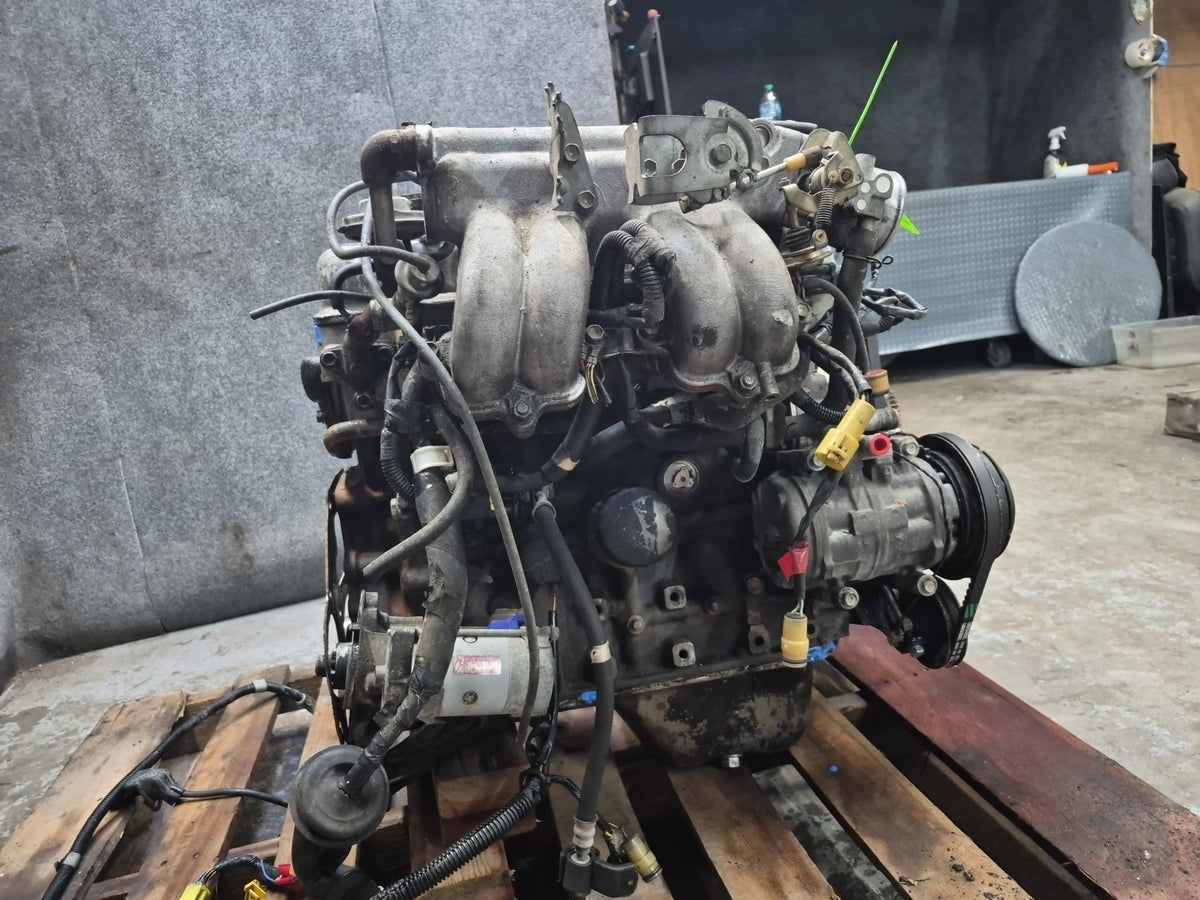 1983 Toyota Celica RA65 2.4L 22R-EC VIN R 4TH Digit Complete Engine Motor 177k