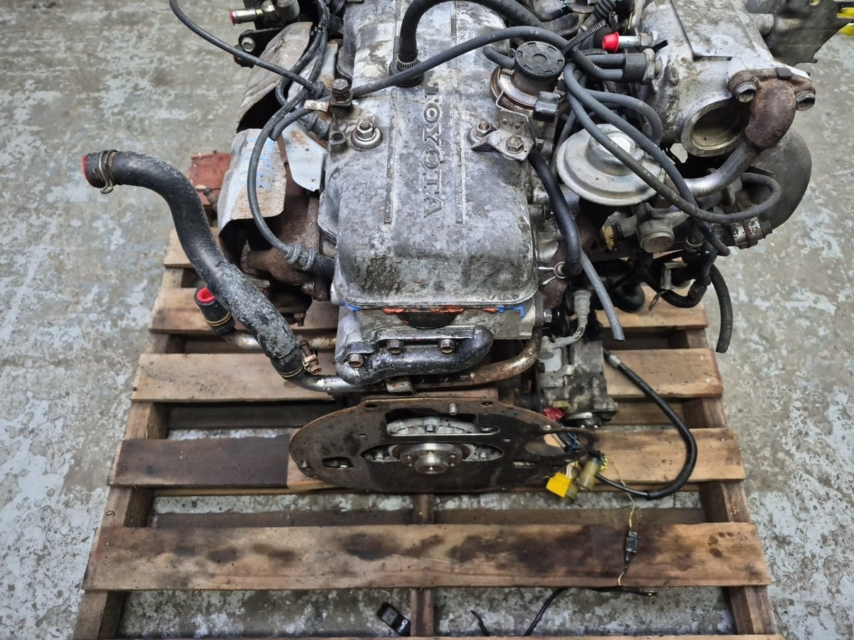 1983 Toyota Celica RA65 2.4L 22R-EC VIN R 4TH Digit Complete Engine Motor 177k