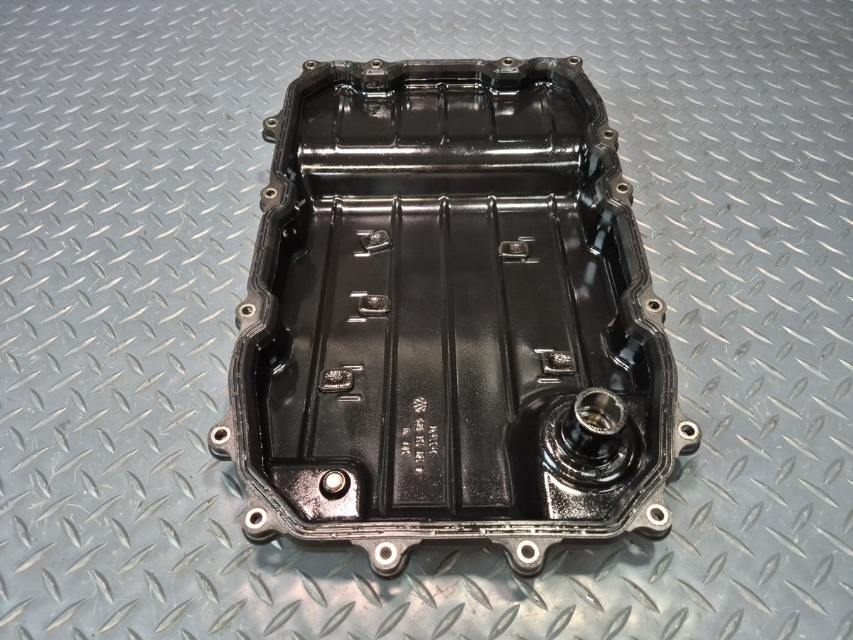2008-2010 Porsche Cayenne 957 Automatic Transmission Oil Pan 09D321361A