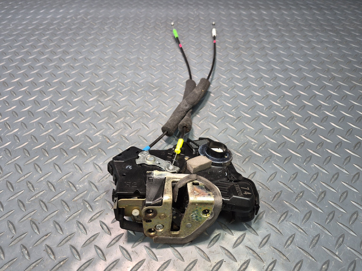 2003-2009 Lexus UZJ120L GX470 Front Right Door Lock Latch Actuator
