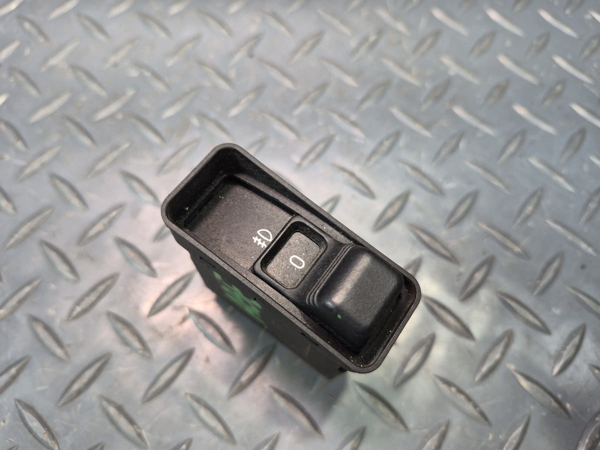 1994-1997 BMW E31 840Ci Fog Light Control Button Switch