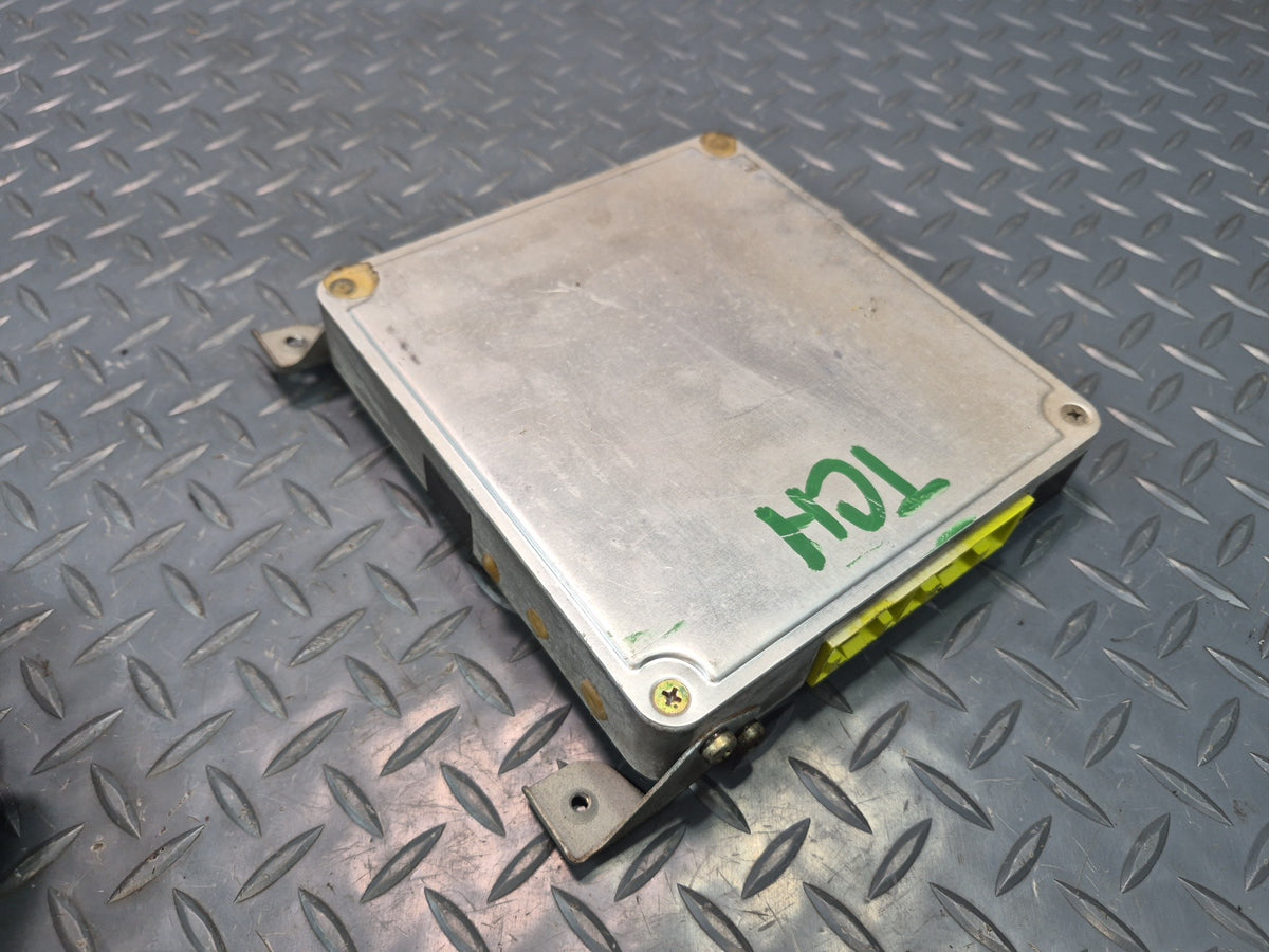 82-85 Toyota Celica RA65 2.4L 22R-EC Engine ECU ECM Control Module 89561-14171