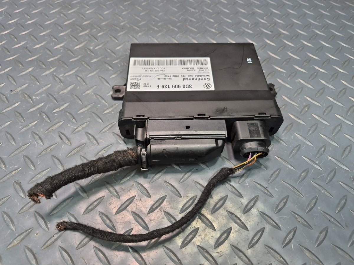 08-10 Porsche Cayenne 957 Immobilizer Theft Locking Control Module 3D0909139E