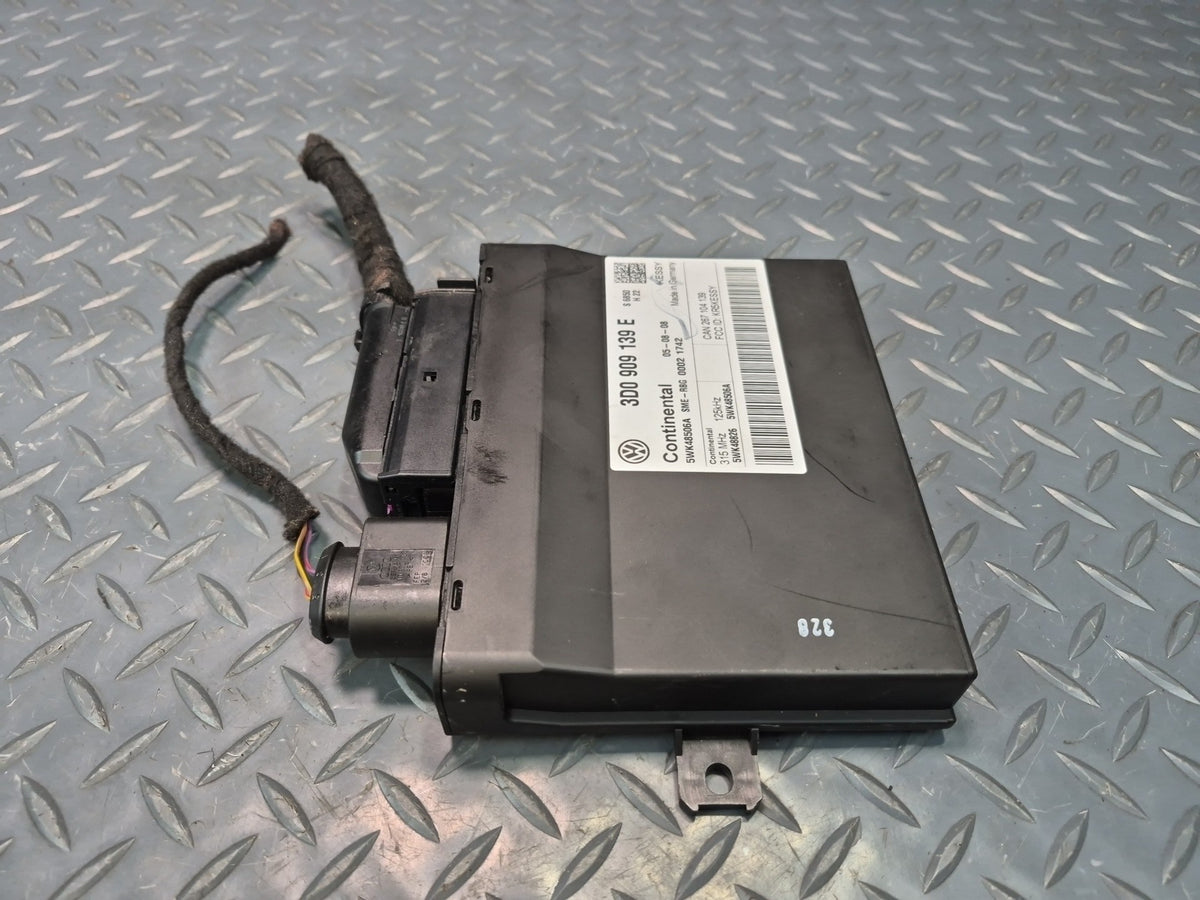 08-10 Porsche Cayenne 957 Immobilizer Theft Locking Control Module 3D0909139E