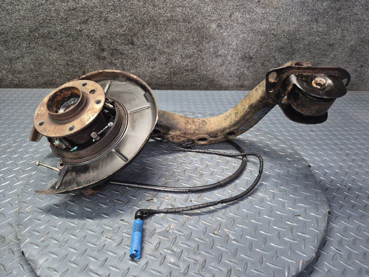 03-08 BMW E85 Z4 RWD Rear Left Spindle Knuckle Trailing Arm Hub Bearing 101K OEM