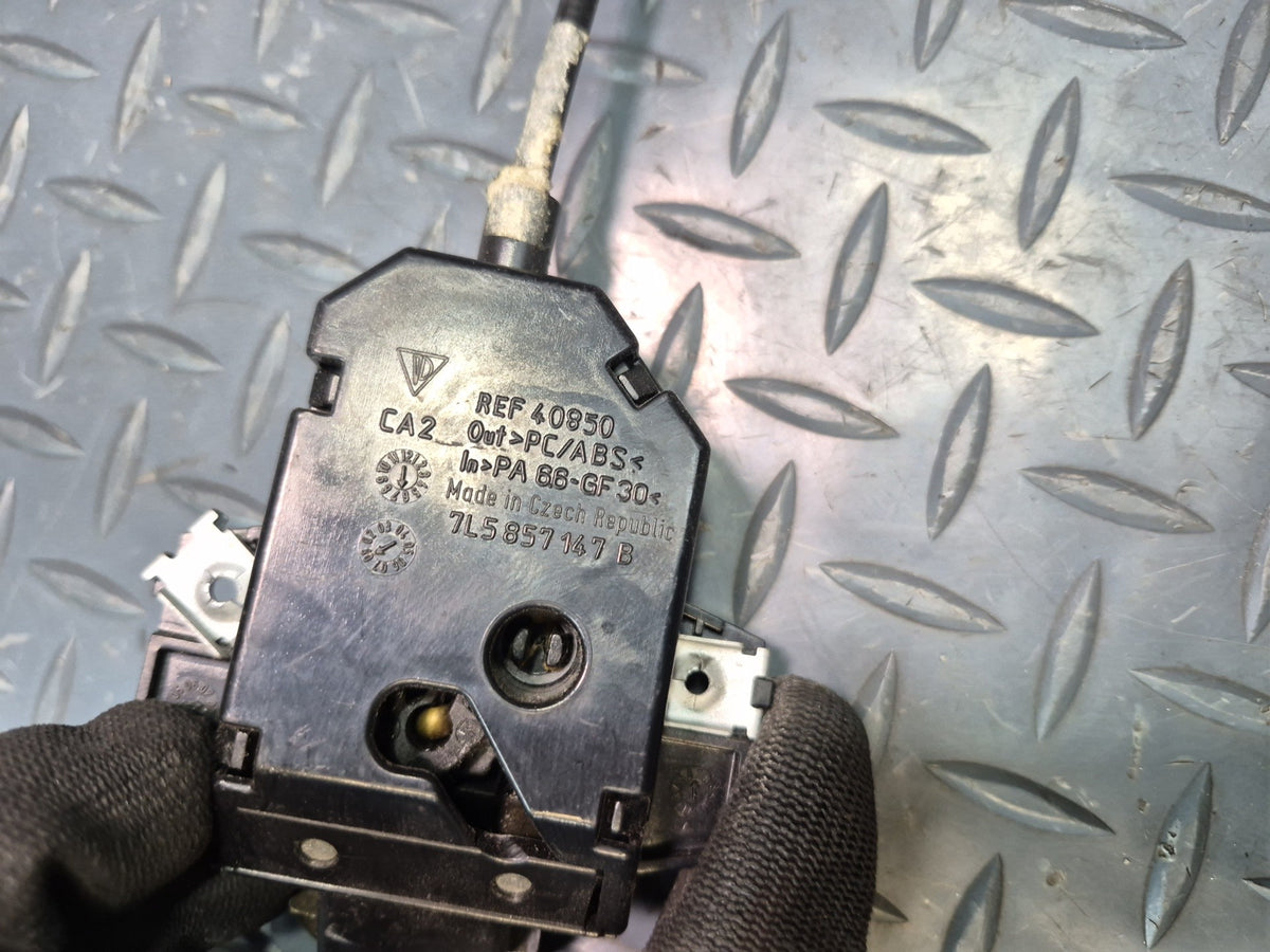 2003-2010 Porsche Cayenne 957 Glove Box Handle Lock Latch Actuator 7L5857147B