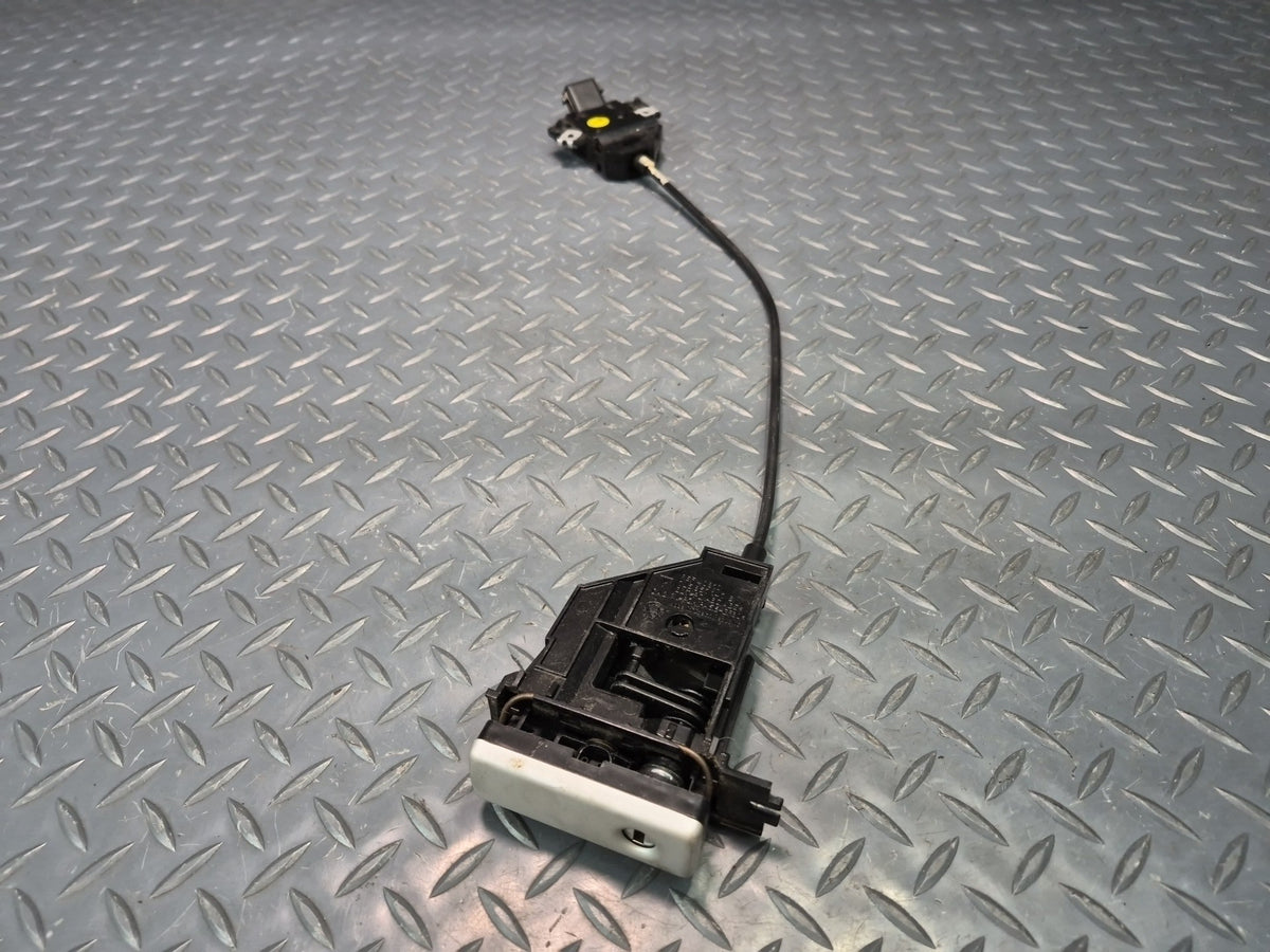 2003-2010 Porsche Cayenne 957 Glove Box Handle Lock Latch Actuator 7L5857147B