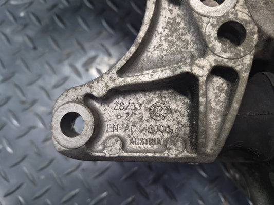 03-08 BMW E85 Z4 M/T Manual Transmission Crossmember Mount Support 101K Mile OEM