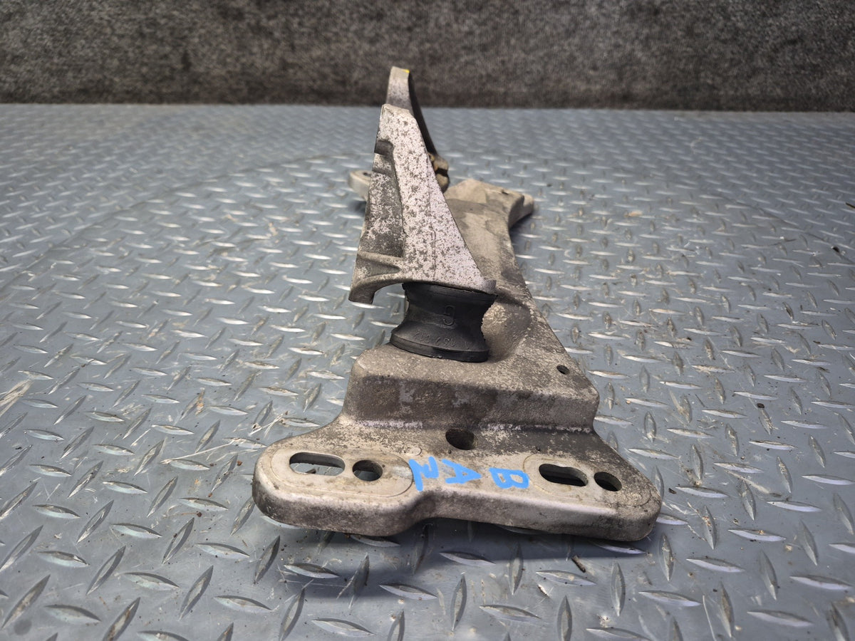 03-08 BMW E85 Z4 M/T Manual Transmission Crossmember Mount Support 101K Mile OEM