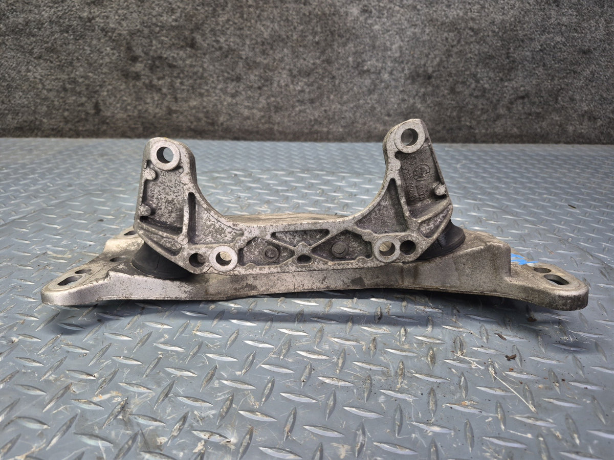 03-08 BMW E85 Z4 M/T Manual Transmission Crossmember Mount Support 101K Mile OEM