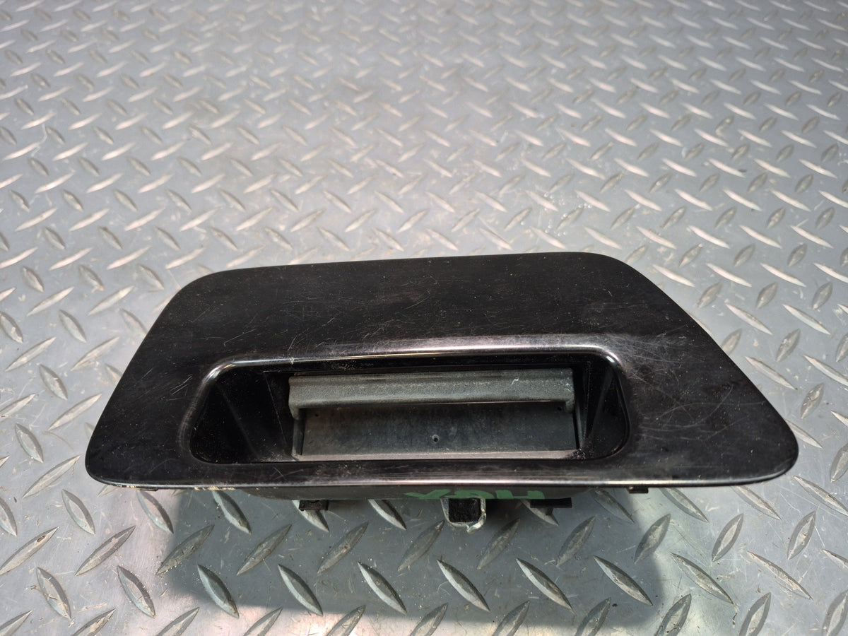 2003-2009 Lexus UZJ120L GX470 Rear Trunk Lid Tailgate Door Exterior Handle