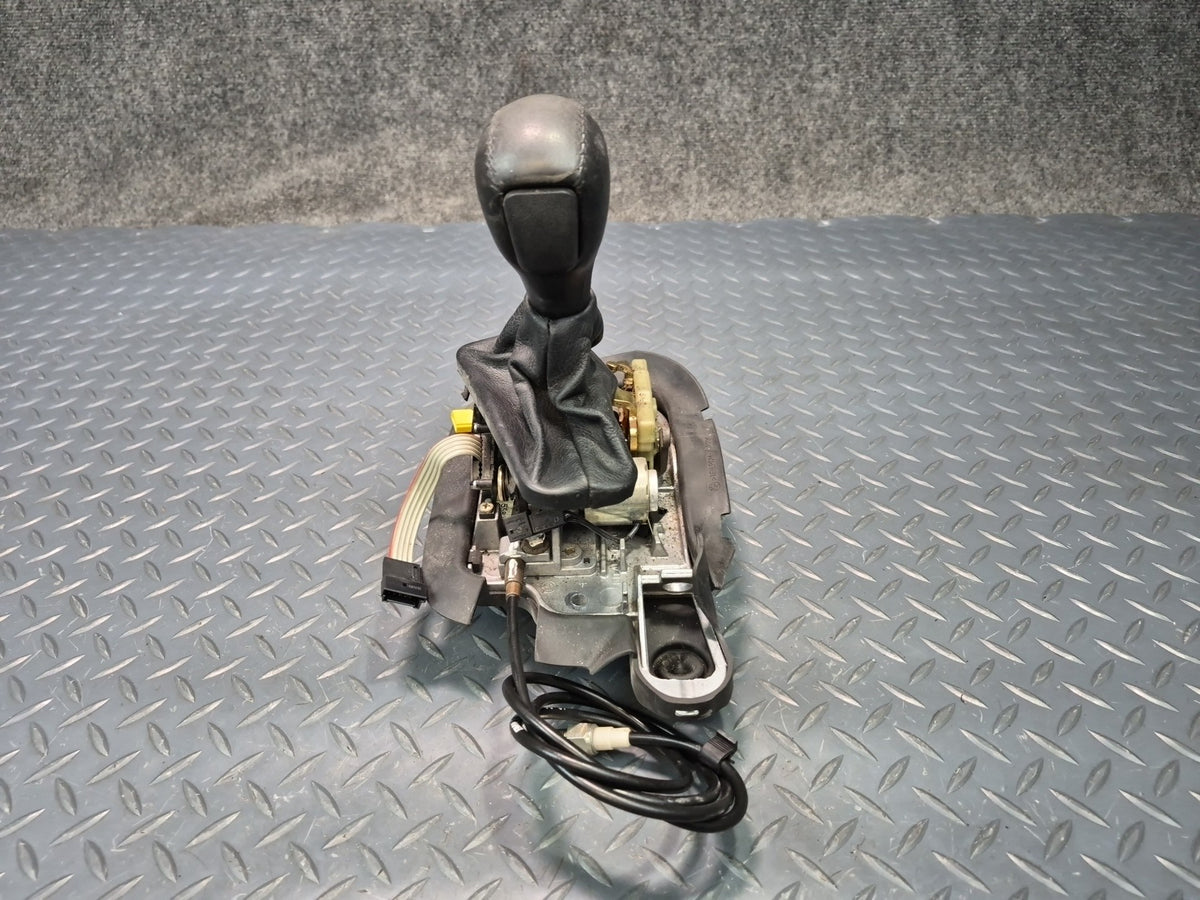 1997 BMW E31 840Ci M62 A/T Automatic Transmiission Shifter w Knob & Cable Assy