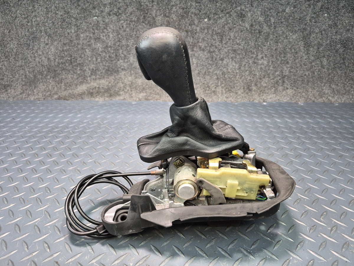 1997 BMW E31 840Ci M62 A/T Automatic Transmiission Shifter w Knob & Cable Assy