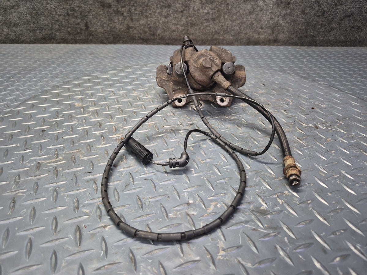 03-08 BMW E86 E85 Z4 3.0L RWD Set of 2 Rear Left & Right Brake Caliper 101K OEM