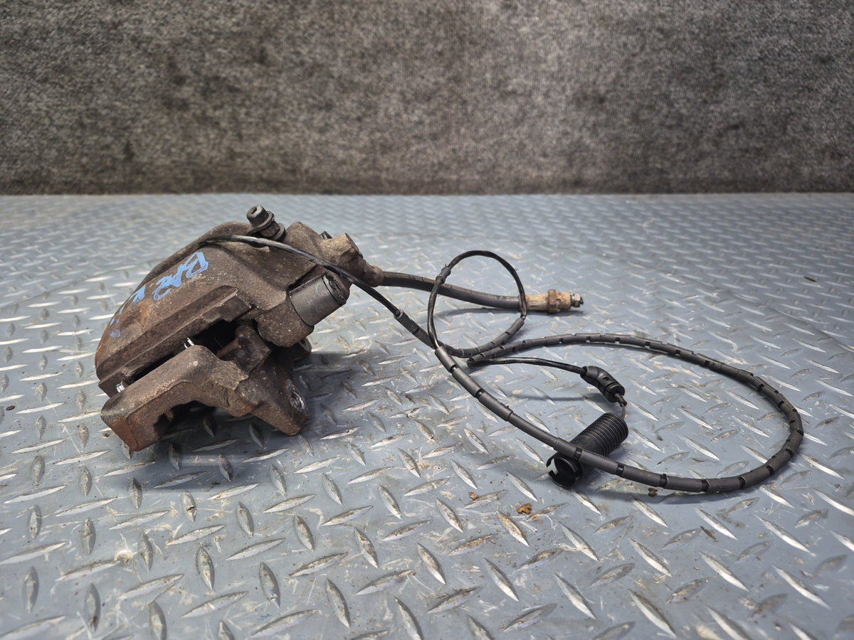 03-08 BMW E86 E85 Z4 3.0L RWD Set of 2 Rear Left & Right Brake Caliper 101K OEM