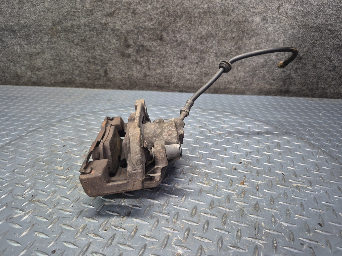 03-05 BMW E85 Z4 RWD Set of 2 Front Left & Right Brake Caliper 101K Miles OEM
