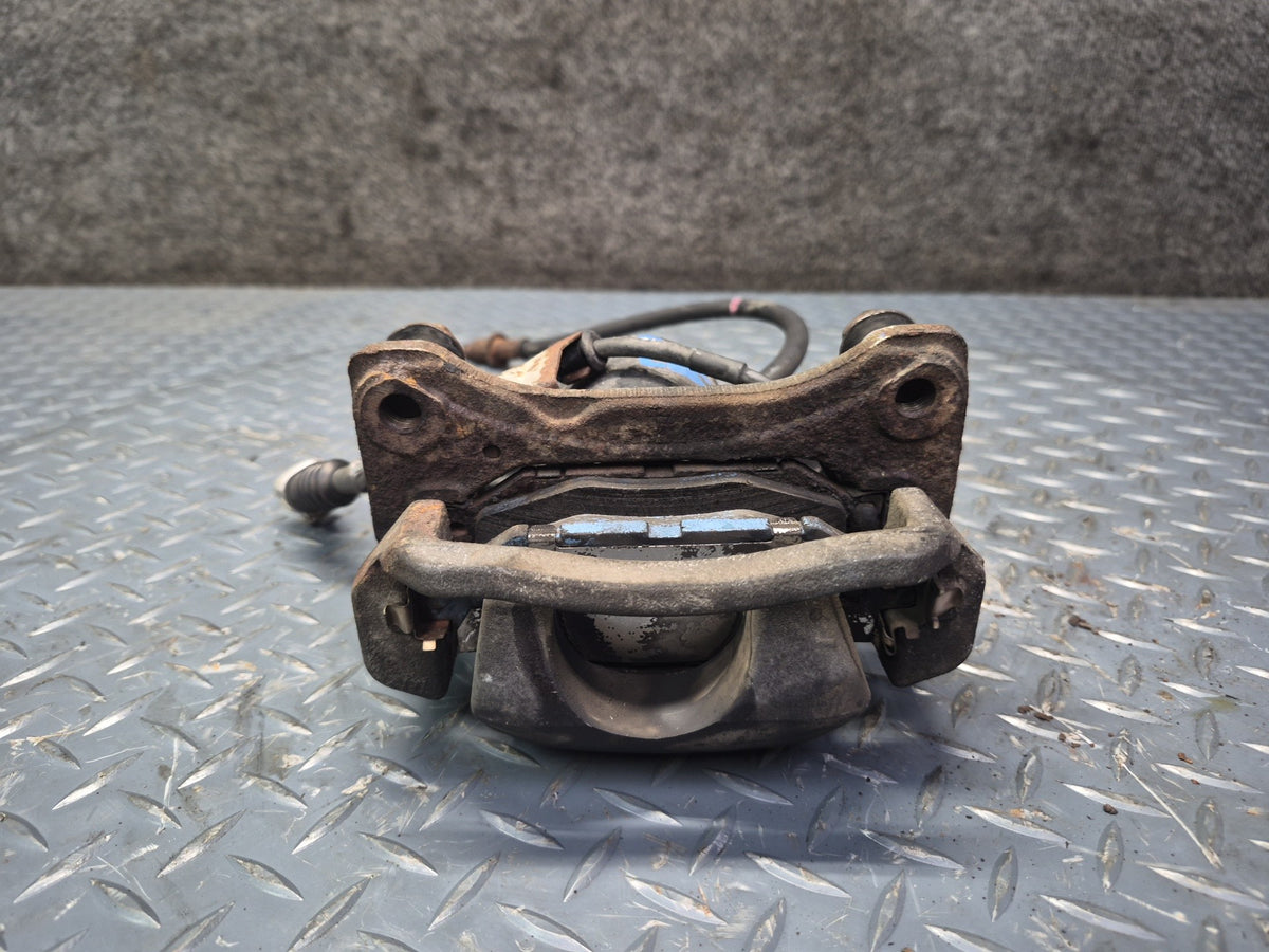 98-00 Lexus UCF20L LS400 Set of 2 Rear Left & Right Brake Caliper 139K Miles OEM