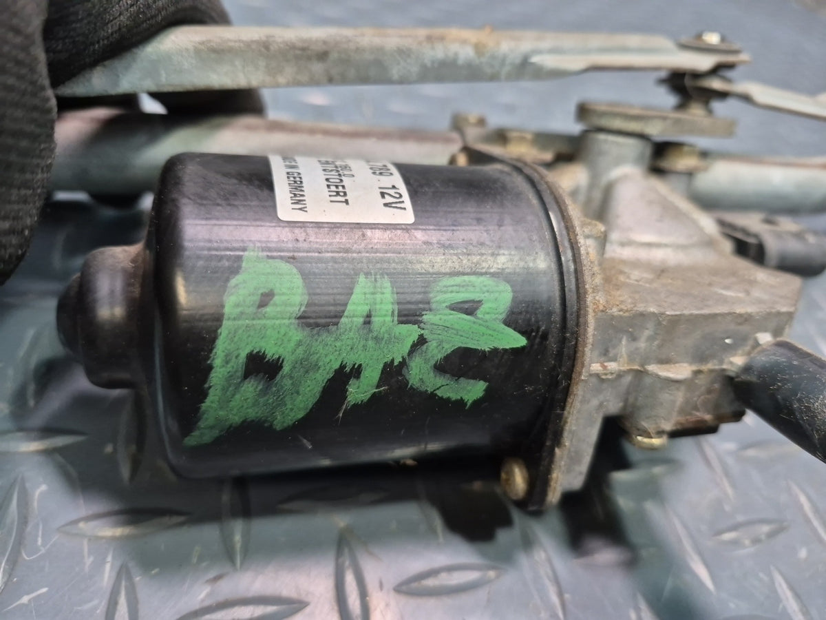 03-08 BMW E85 Z4 Front Windshield Wiper Transmission Linkage w Motor OEM