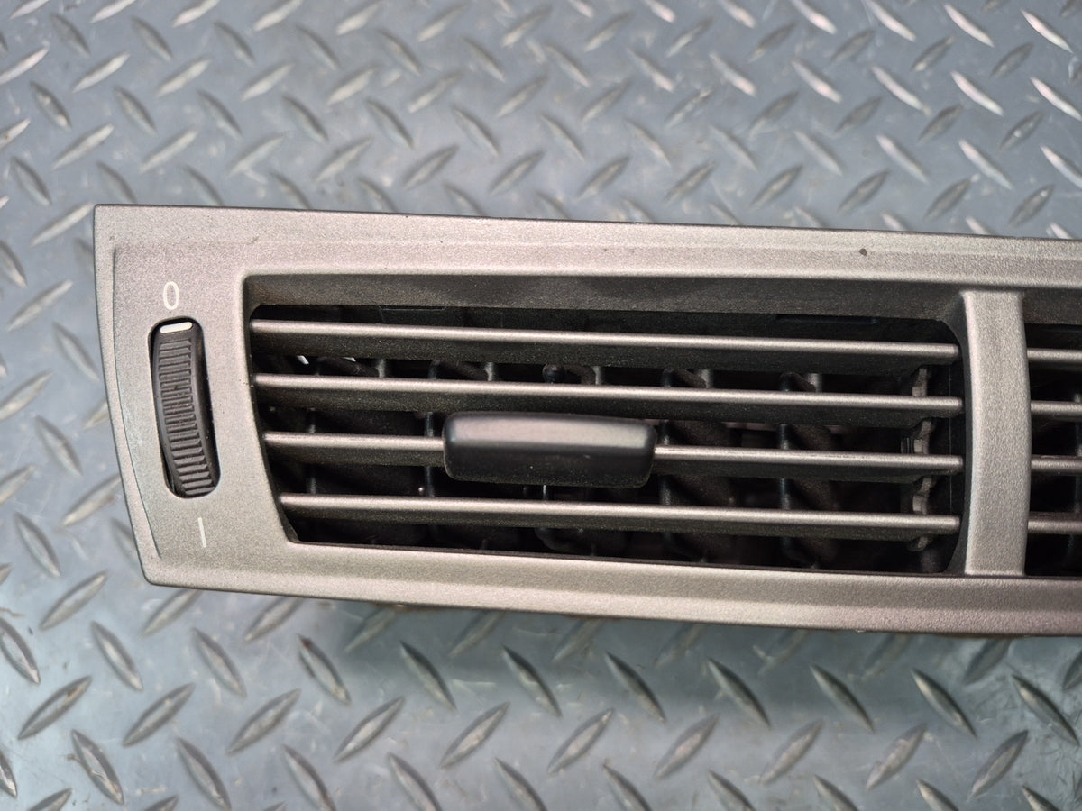 03-05 BMW E86 E85 Z4 Dash Center AC Heater Air Vent Black OEM