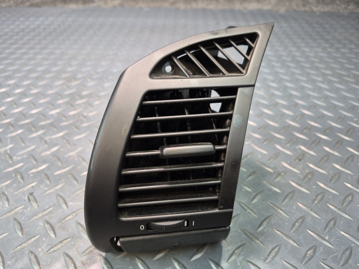 03-08 BMW E86 E85 Z4 Dash Left Air Vent Grille w CUP Holder Black 6917905 OEM