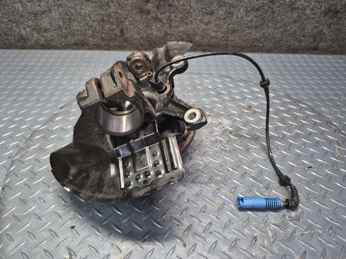 03-08 BMW E85 Z4 RWD Front Left Spindle Knuckle Wheel Hub Bearing 101K Miles OEM