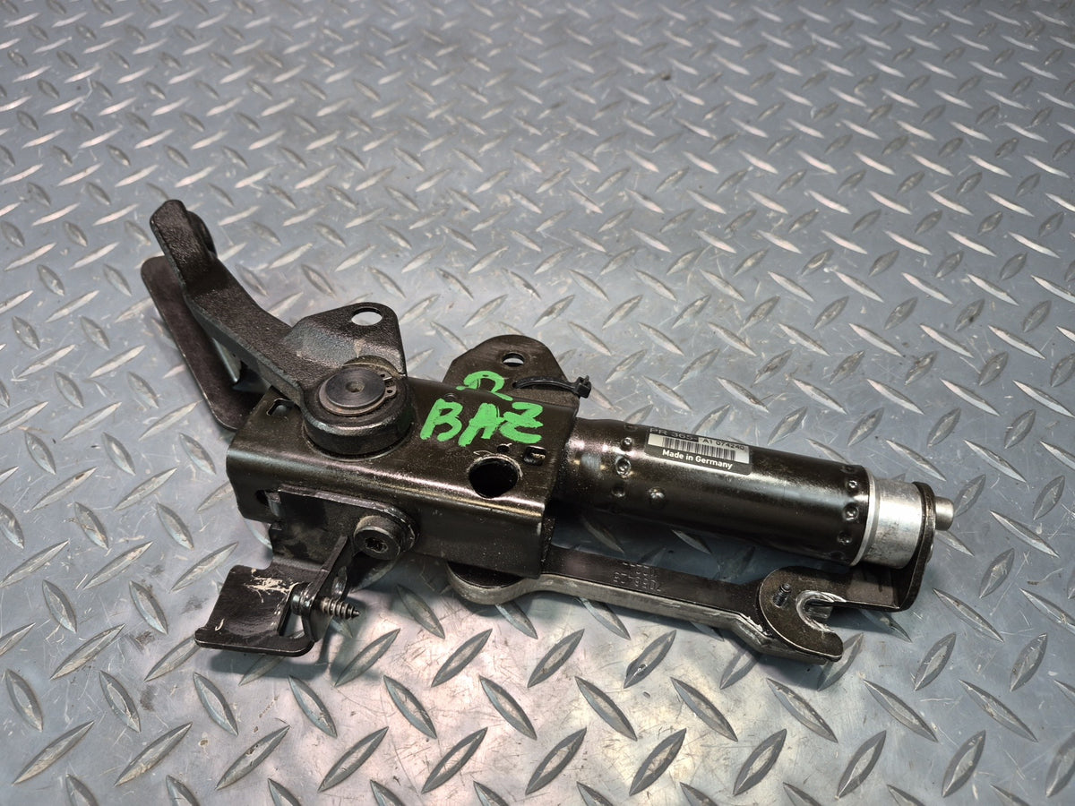 03-08 BMW Z4 E85 Right Convertible TOP Hydraulic Cylinder Hinge OEM
