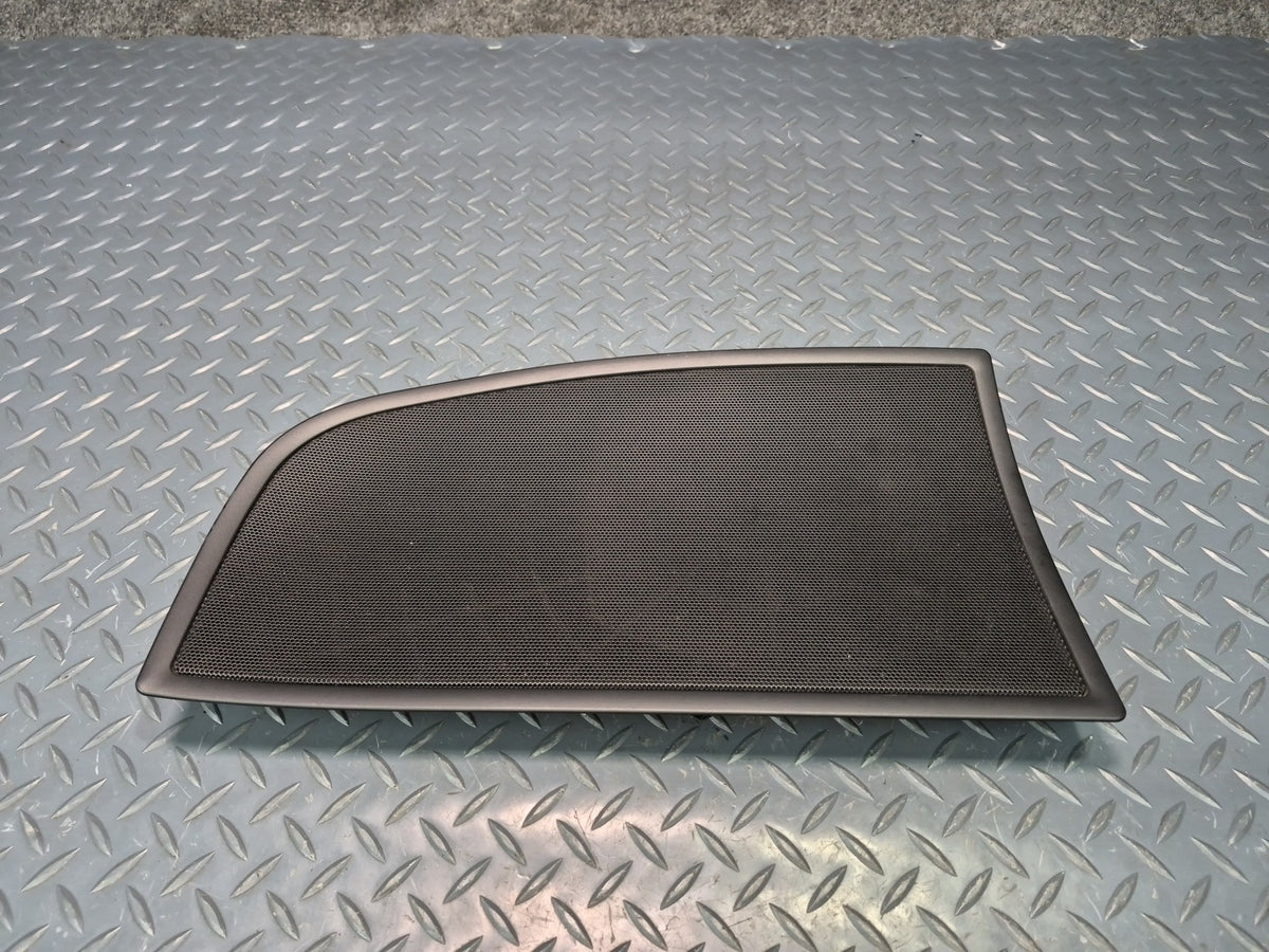 03-08 BMW E85 Z4 Rear Right Lateral Panel Speaker Cover Black Damaged