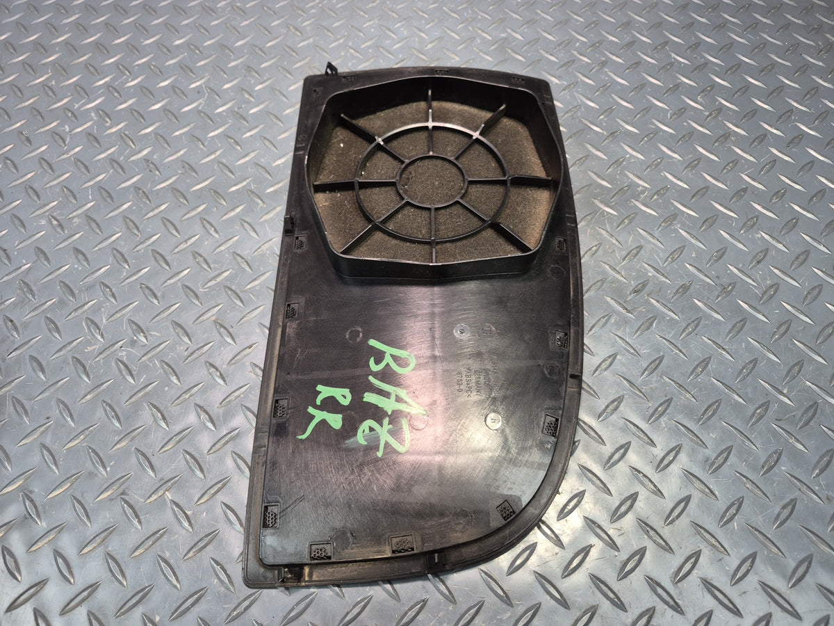03-08 BMW E85 Z4 Rear Right Lateral Panel Speaker Cover Black Damaged
