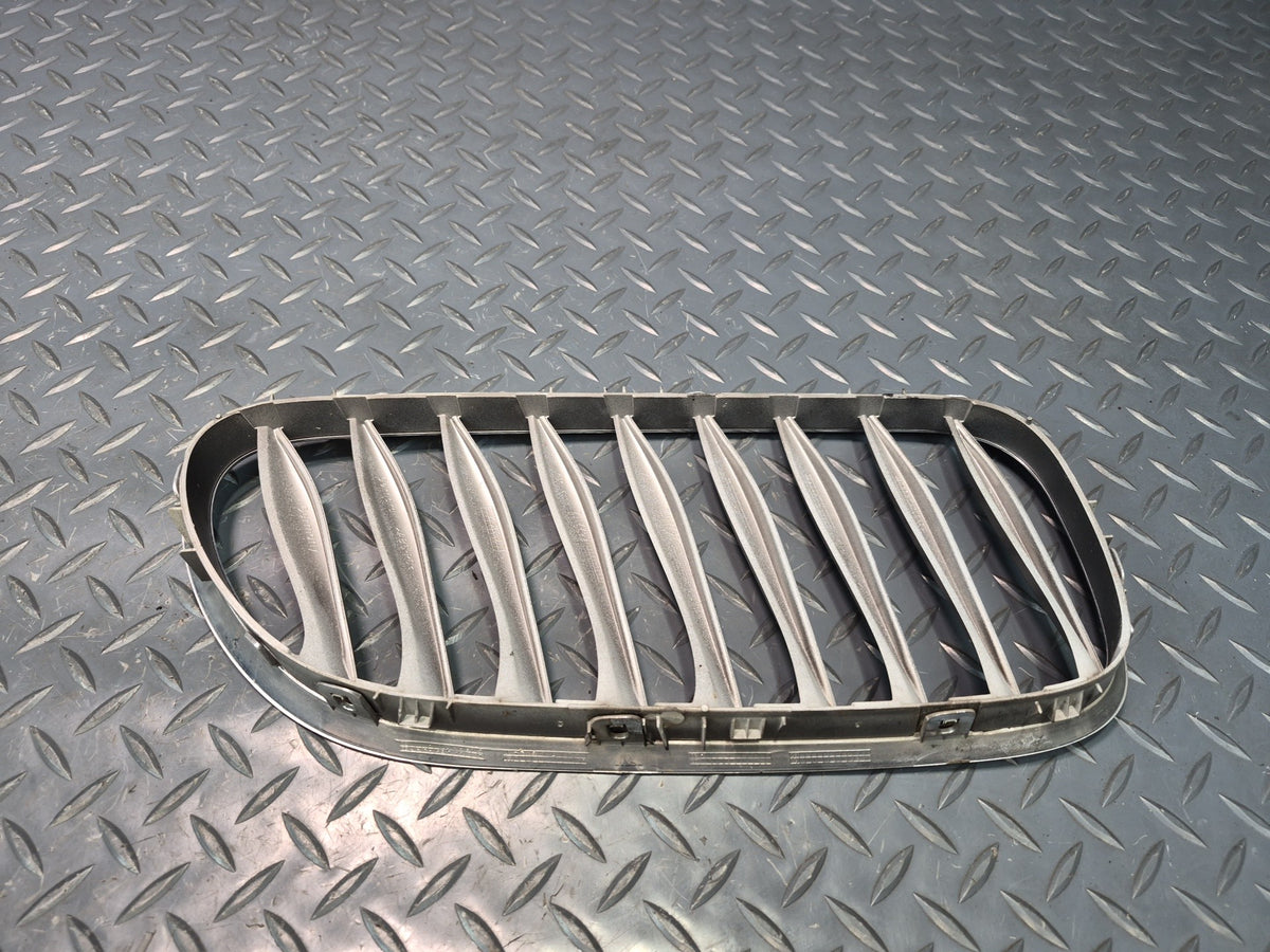 03-08 BMW E85 Z4 Set of 2 Front Left & Right Bumper Kidney Grille OEM