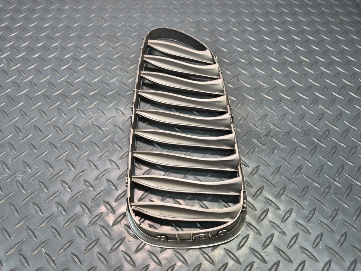 03-08 BMW E85 Z4 Set of 2 Front Left & Right Bumper Kidney Grille OEM