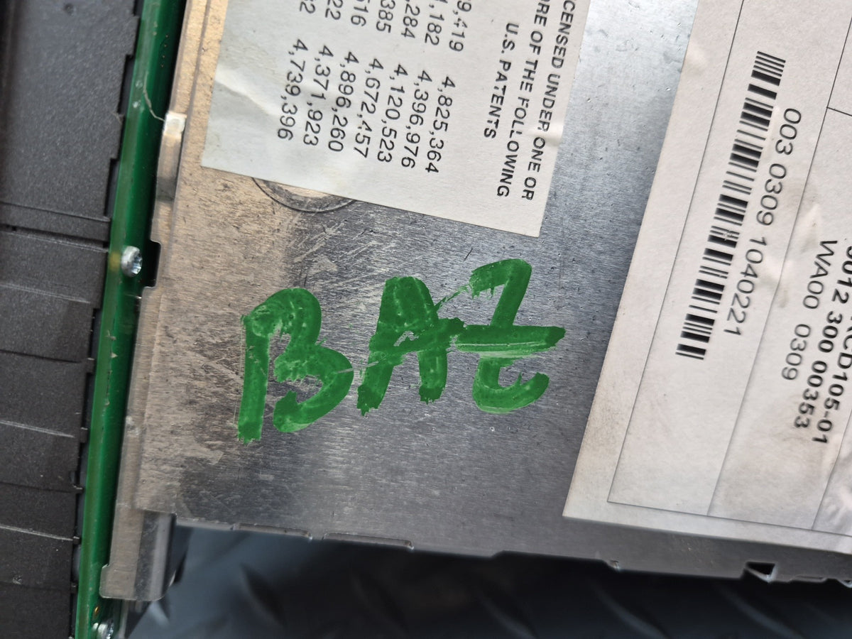 03-04 BMW E85 Z4 Business CD Radio CD Player Receiver 6935625 OEM