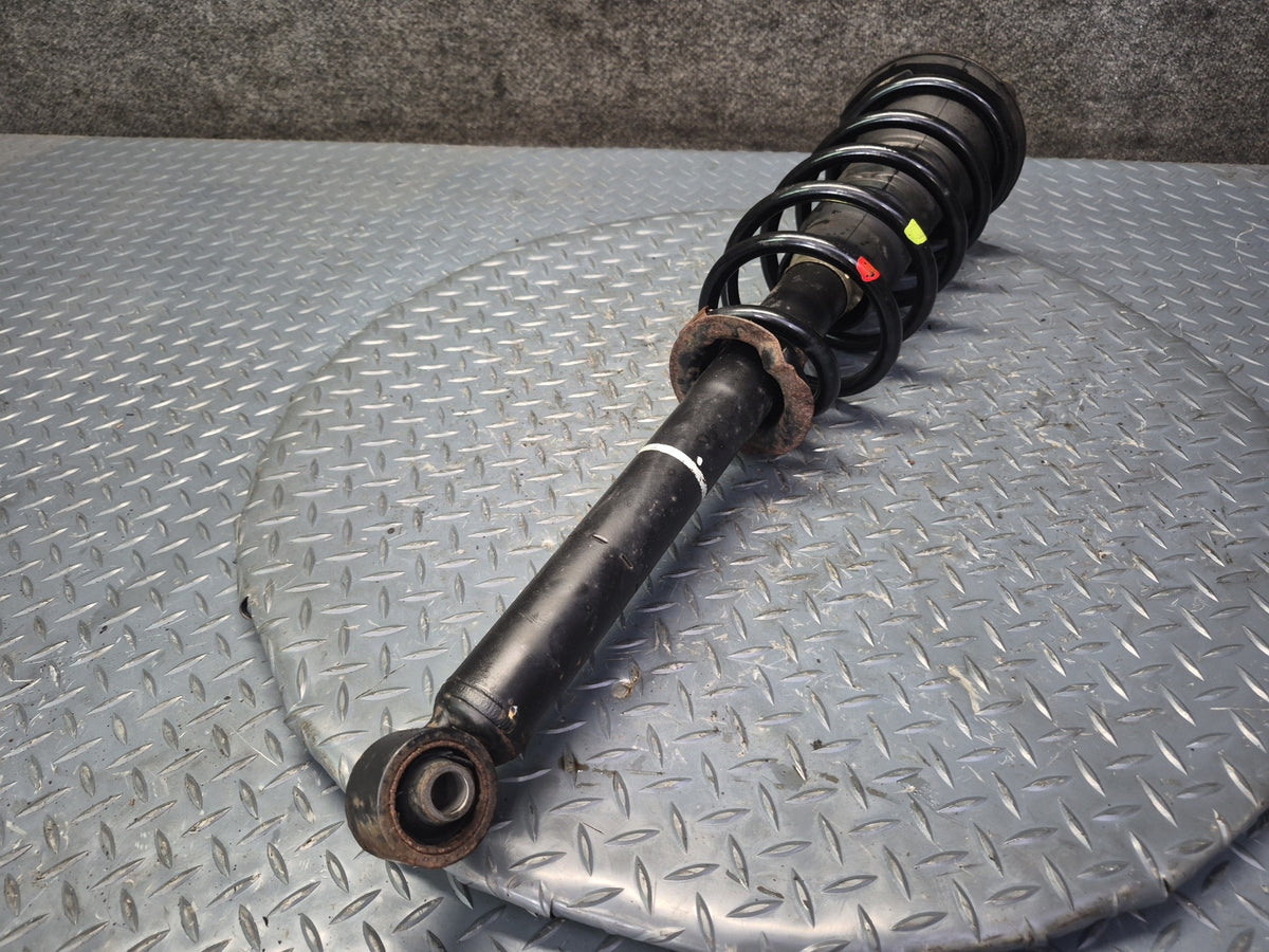 98-00 Lexus UCF20L LS400 RWD Set of 2 Rear Strut Shock Absorber OEM