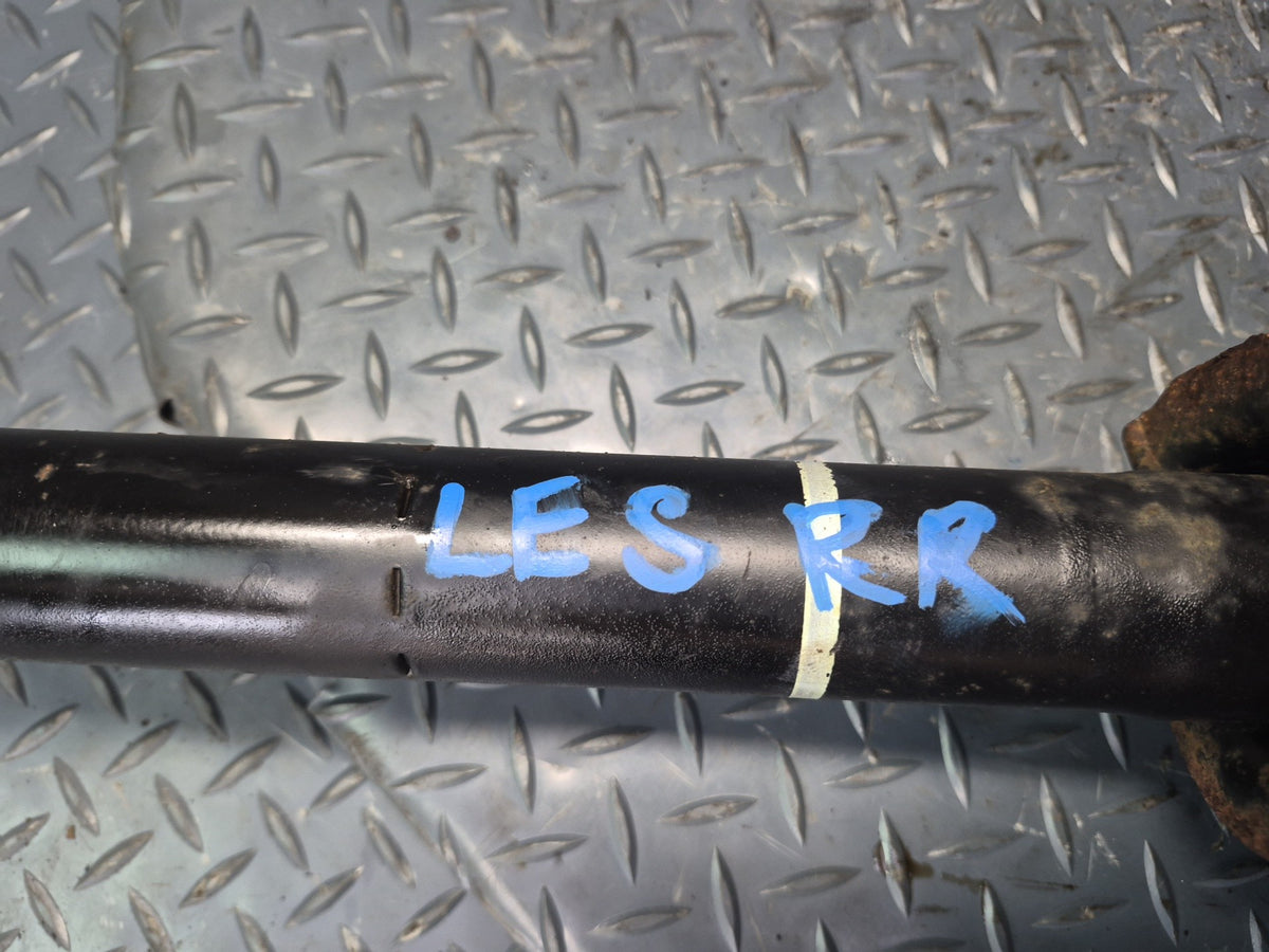 98-00 Lexus UCF20L LS400 RWD Set of 2 Rear Strut Shock Absorber OEM